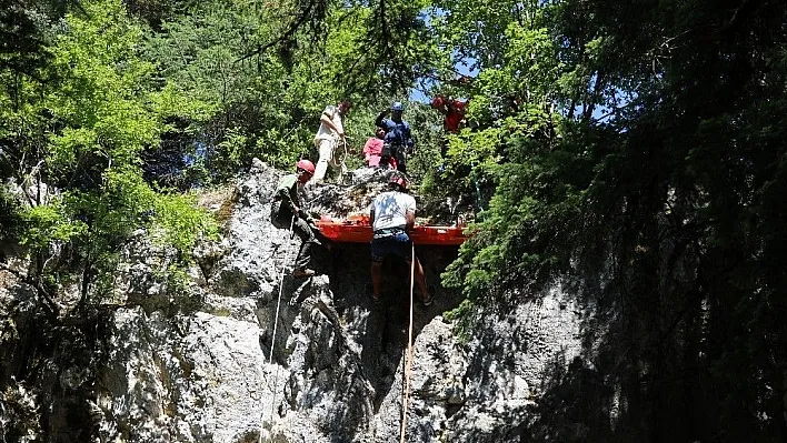 Kahramanmaraş'ta yaralı kurtarma tatbikatı
