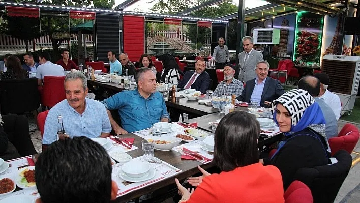 Elazığ protokolü, 15 Temmuz şehit aileleri ve gazileriyle bir araya geldi