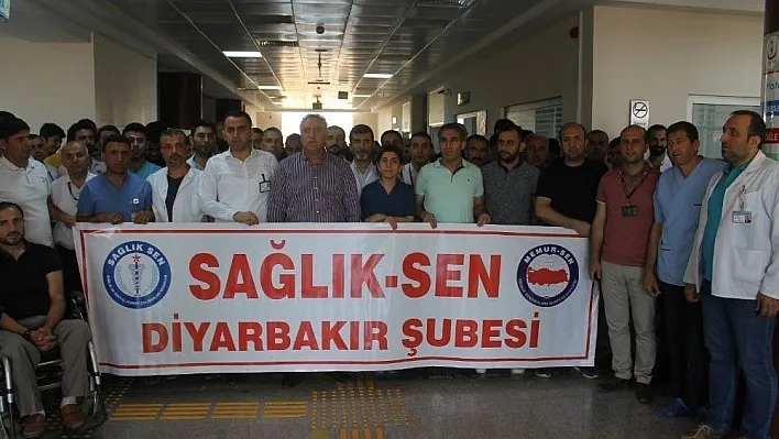 Sağlık-Sen, sağlık çalışanına şiddeti protesto etti
