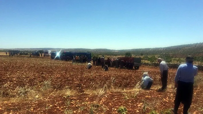 Adıyaman'ın Besni ilçesinde ağabeyini, babasını, yengesini ve 2 yeğenini silahla öldüren şahıs intihar teşebbüsünde bulundu.
