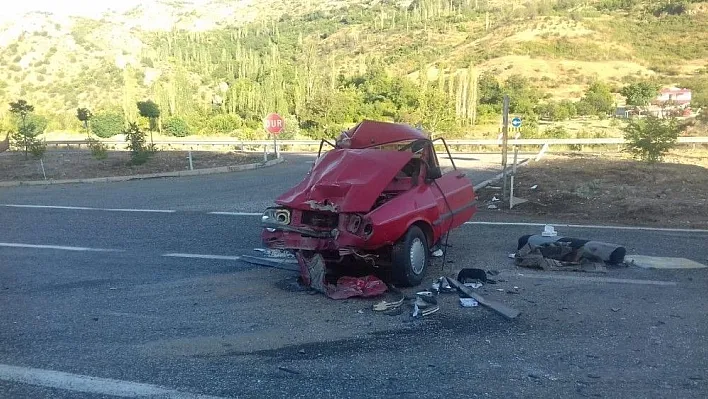 Tır ile otomobil çarpıştı: 1 Yaralı
