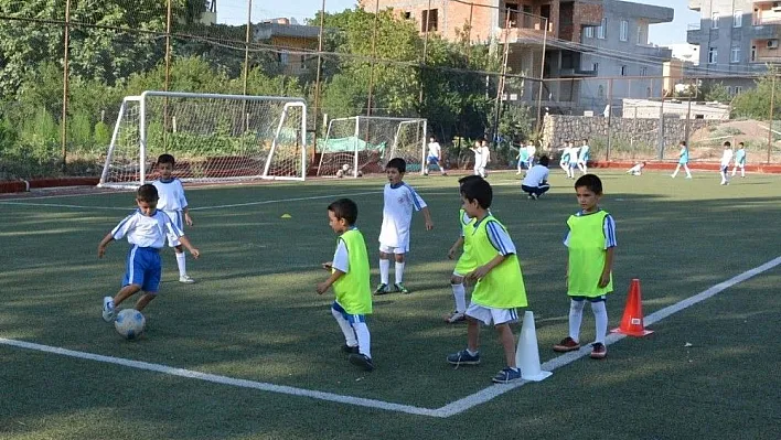 Adıyaman Belediyesi Spor Okulları yoğun ilgi görüyor
