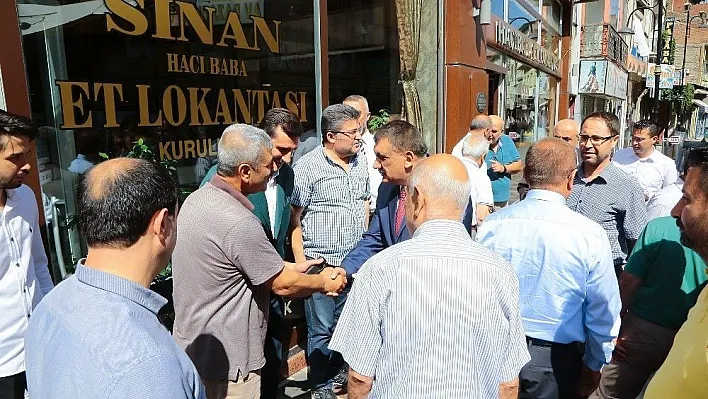 Başkan Gürkan esnaflar ile bir araya geldi
