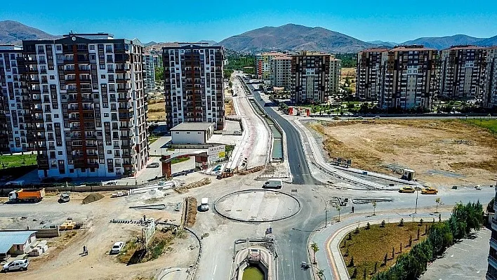 Barguzu Caddesi düzenleniyor
