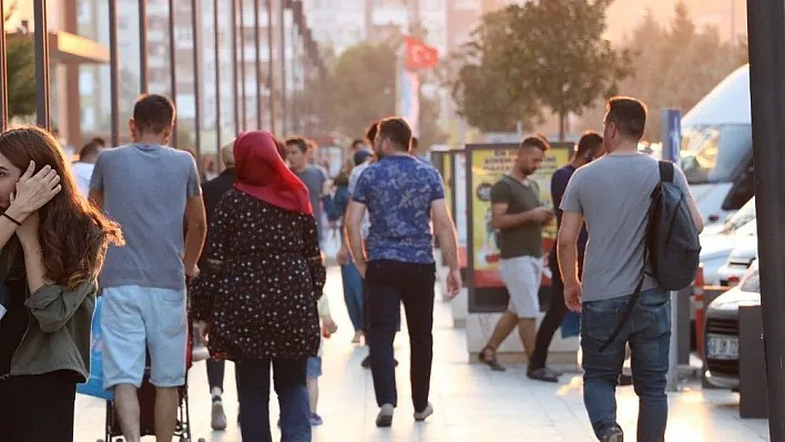 Kahramanmaraş'ta 4.8 büyüklüğündeki deprem korkuttu
