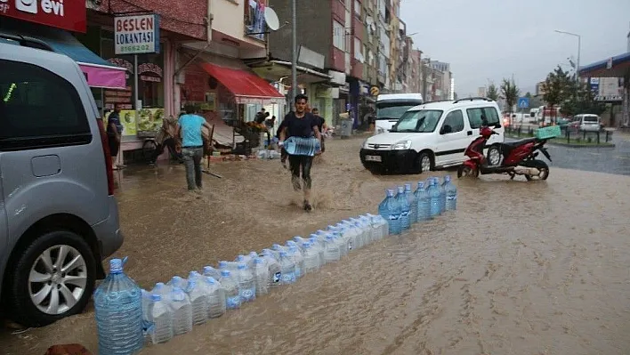 Oltu sel sularına teslim oldu
