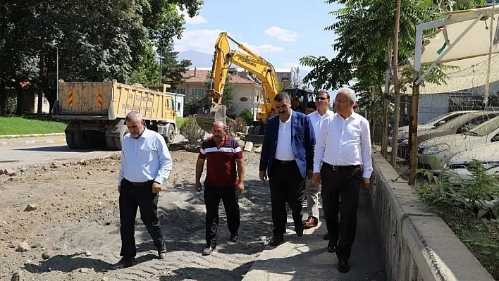 Zübeyde Hanım Caddesi'nde çalışmalar başladı
