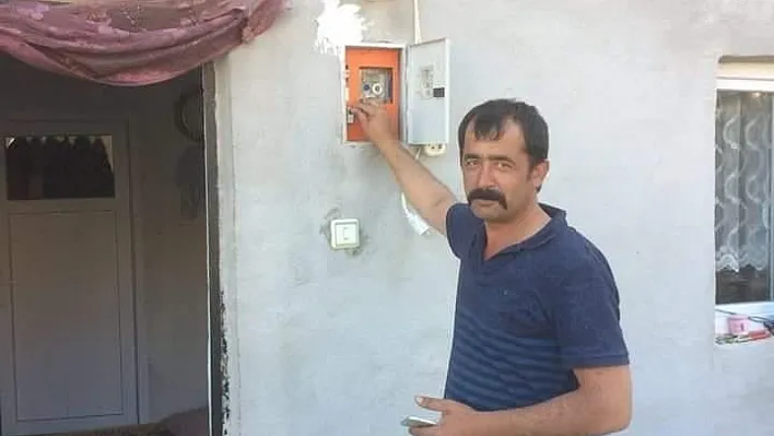 İlk kez elektriğe kavuştular
