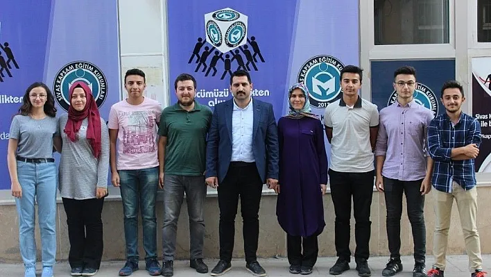Kapsam Eğitim Kurumları'nı tercih eden öğrenciler üniversiteli oldu

