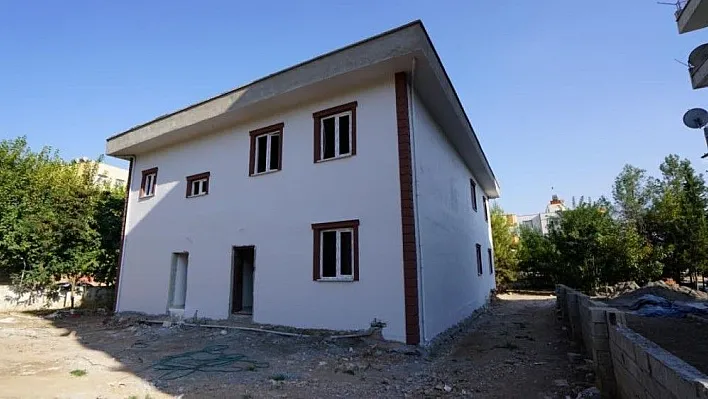 Taziye evi inşaatı devam ediyor
