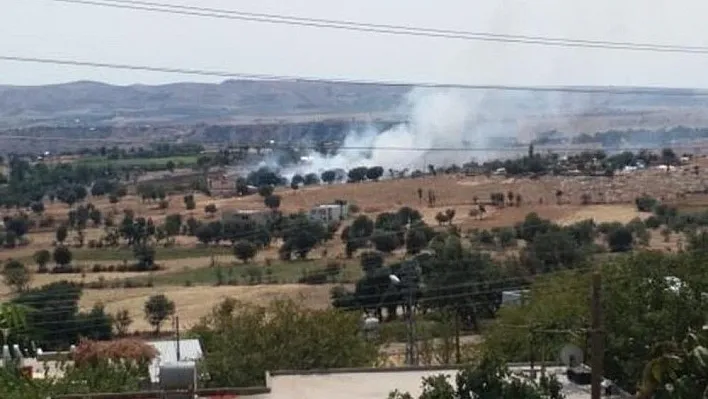 Tarladaki yangın korkuttu
