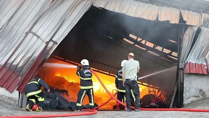 Kahramanmaraş'ta tekstil fabrikasında yangın
