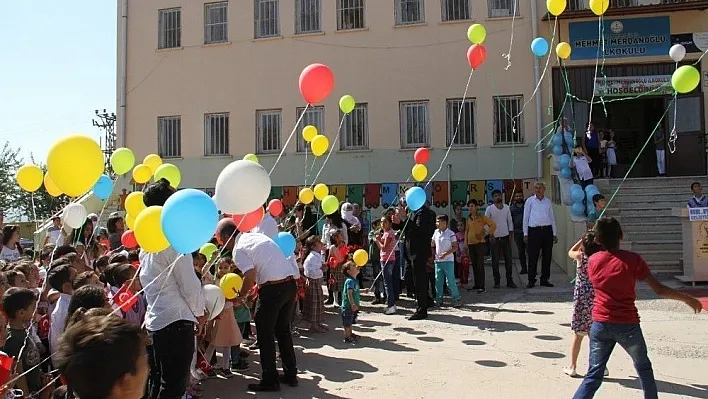 Bismil'de İlköğretim Haftası coşkuyla kutlandı
