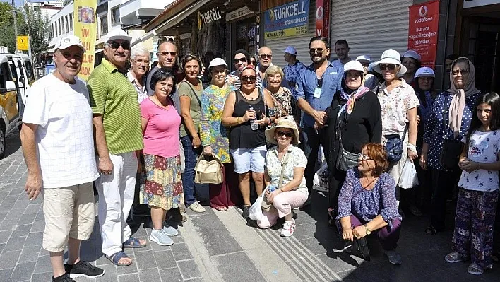 Sur'a turist akını
