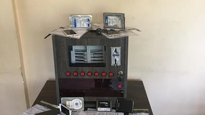Kahta polisi suçlulara göz açtırmıyor
