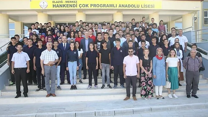 'Belediye yönetimini hizmet yeri olarak görüyoruz'