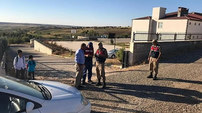 Jandarma kamu düzeninin korunması için çalışıyor
