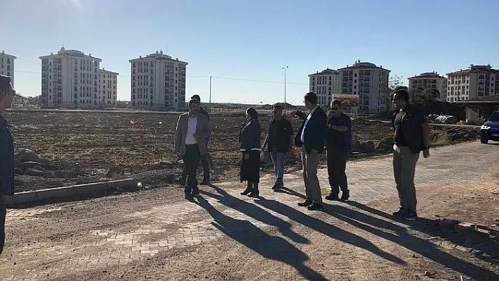 Yenişehir'de park inşaatları sürüyor
