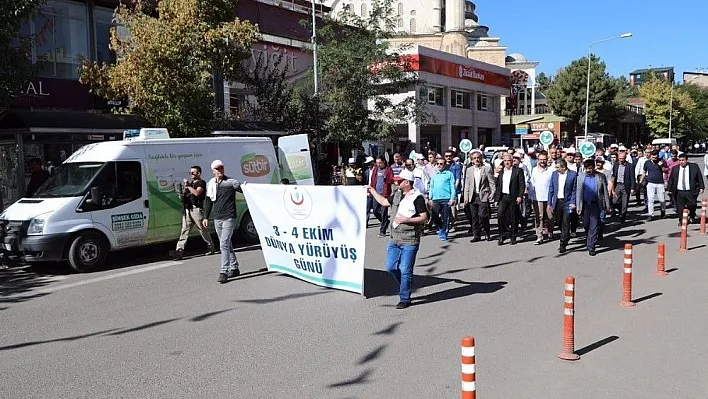 Bingöl protokolü sağlıklı yaşam için yürüdü
