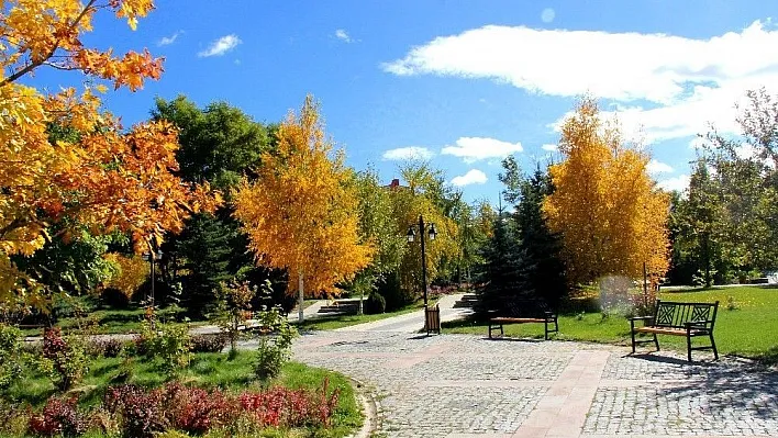 Ata Botanik Park, hazan mevsiminde ilgi odağı
