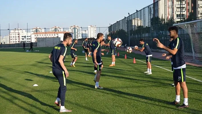 Amed Sportif'de Manisaspor hazırlıkları
