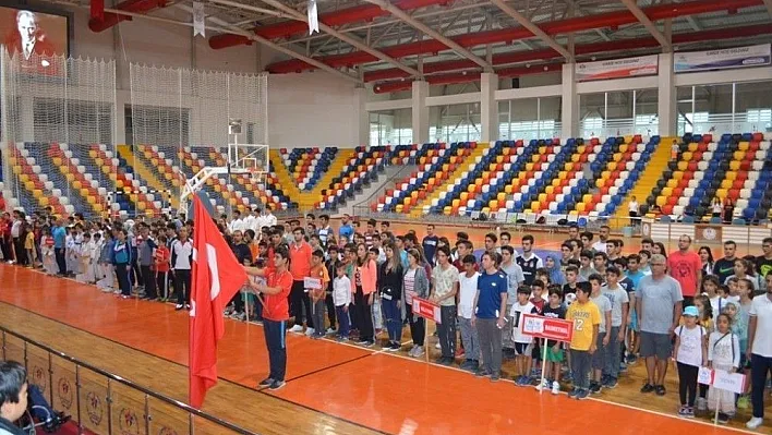 Amatör Spor Haftası tören ile başladı
