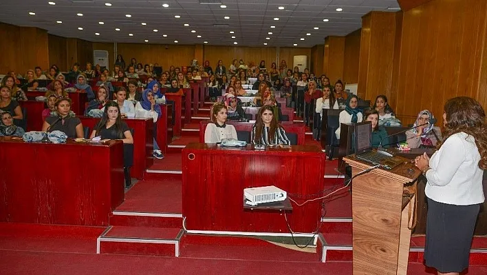 Kadın personellere kanserle mücadele eğitimi
