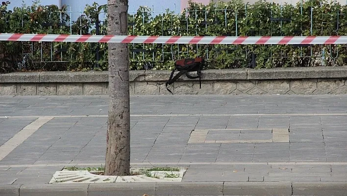 Okul çantası bomba paniğine neden oldu
