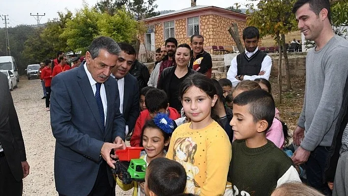 Gölcük'ten Adıyaman'a uzanan gönül köprüsü
