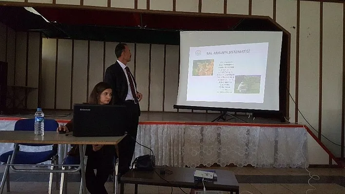 İliç'de arıcılara, arı hastalıkları konusunda eğitim verildi

