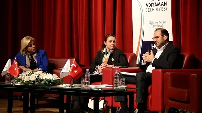 'Küresel Finans Savaşları' konulu konferans düzenlendi
