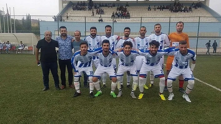 Çüngüş Gençlikspor namağlup unvanını sürdürüyor
