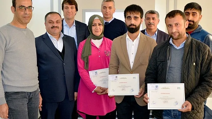 Dicle Elektrik çalışanları ilk yardım sertifikalarını aldı
