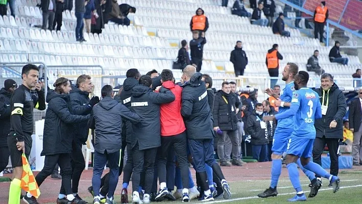 Spor Toto Süper Lig: B.B. Erzurumspor: 2 - Göztepe: 1 (Maç sonucu)
