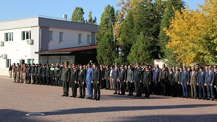 Tunceli'de 10 Kasım Atatürk'ü Anma Günü
