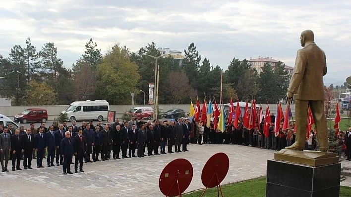 Zara'da Atatürk büstü törenle açıldı
