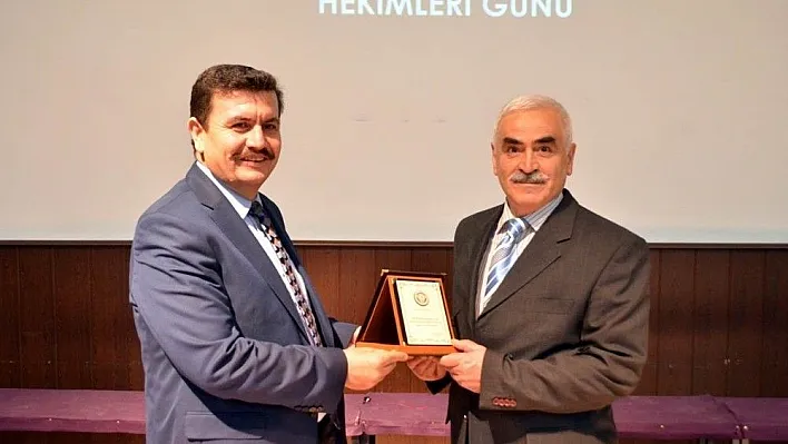 Erzincan Binali Yıldırım Üniversitesi'nde beyaz önlük giyme töreni
