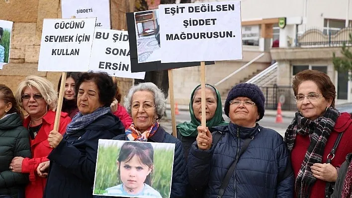 Kadına Yönelik Şiddete Karşı Mücadele Günü'nde erkek destekçi bulamadılar
