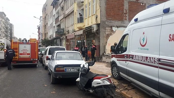 İntihar teşebbüsünde bulunan kanser hastasını polis ikna etti
