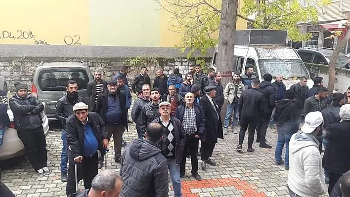 Pazarcık'ta CHP'de 44 üye adayı beğenmeyip istifa etti
