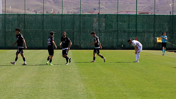 23 Elazığ FK puan kaybetti