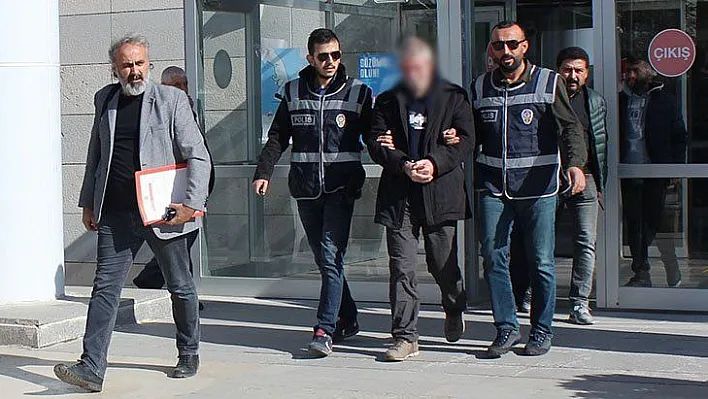 77 yıl hapis cezasıyla aranıyordu! Yakalandı