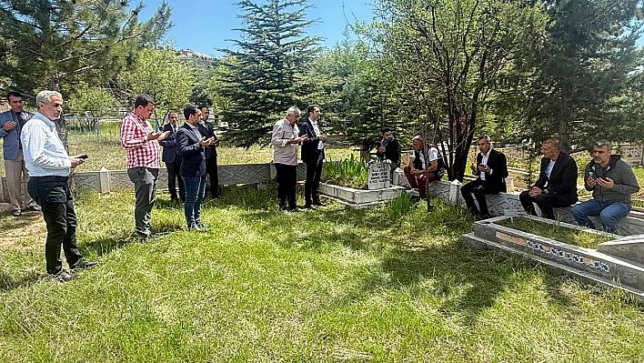 Ahmet Aytar kabri başında anıldı