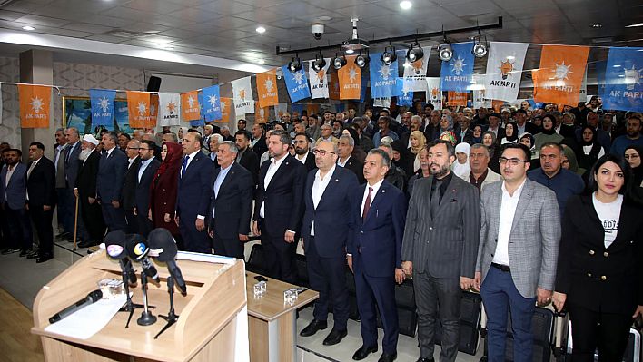 AK Parti Karakoçan ilçe kongresi yapıldı