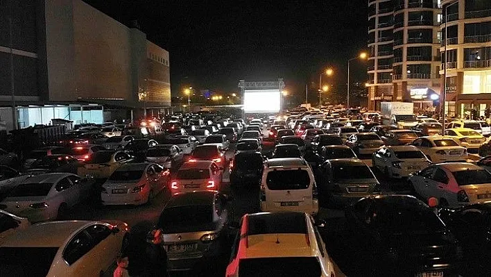 Arabada 'Nostaljik Sinema' etkinliği