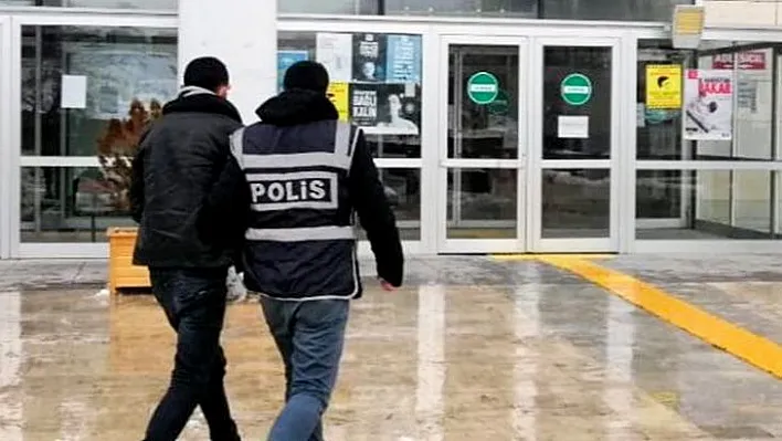 Araçlardan akü çalan zanlı yakalandı