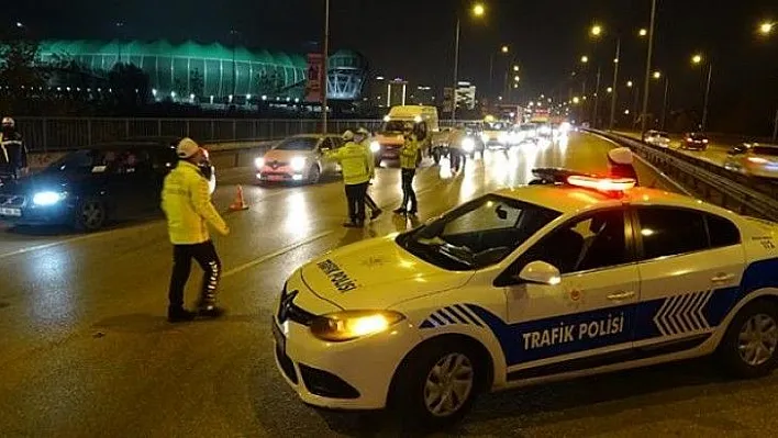 Bakan Soylu'dan 'Koronavirüs kısıtlamaları ne zaman kalkar?' sorusuna temkinli yanıt