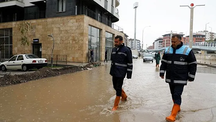 Başkan Şerifoğulları sahaya indi