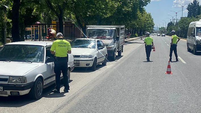 Bayramın ilk günü trafik denetimi