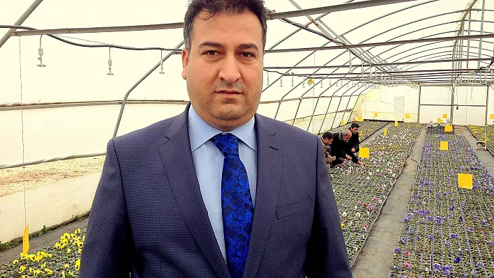 Belediye Çalışmalarını Sürdürüyor